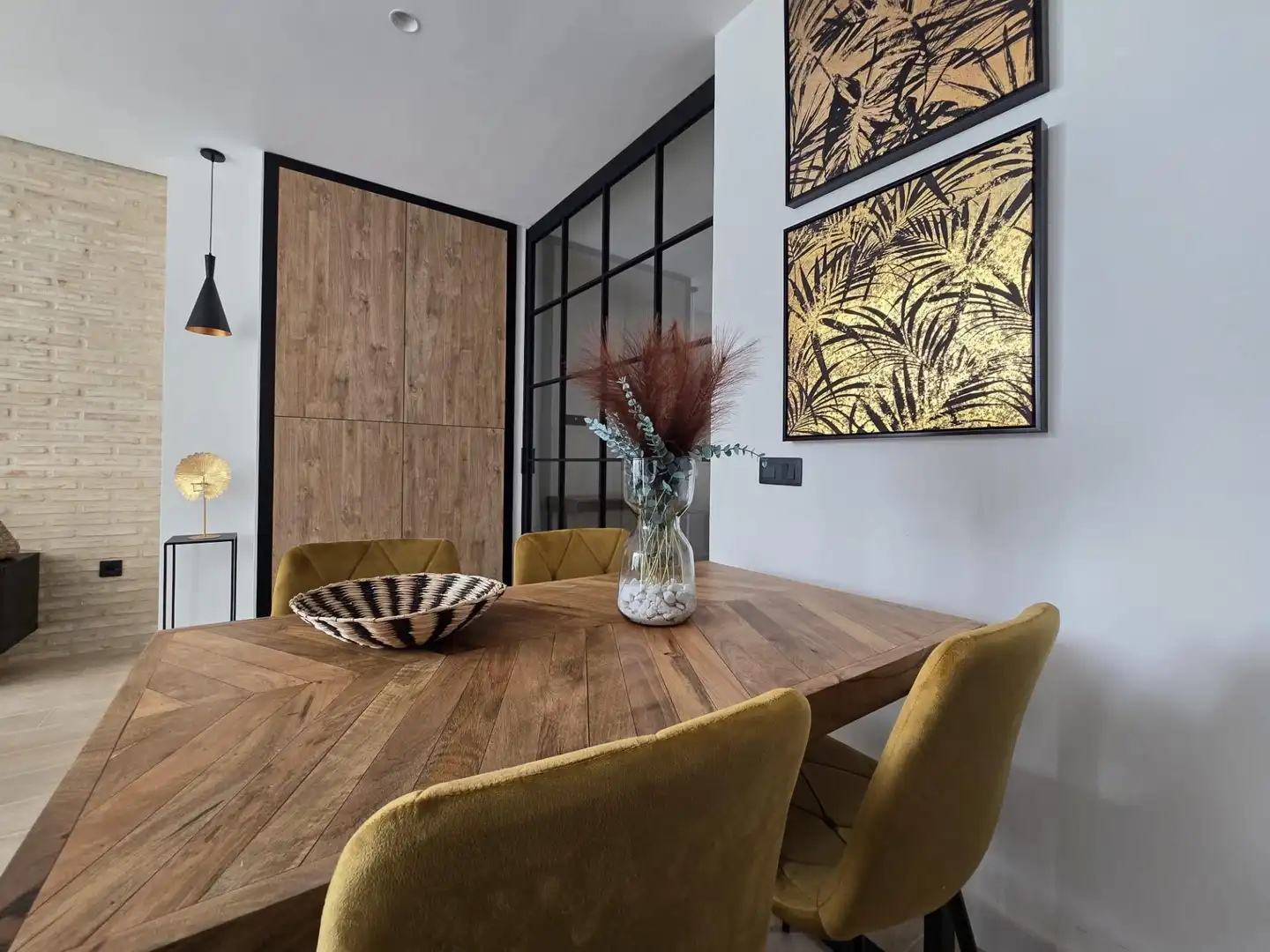 Dining room of Flat for rent in Sanlúcar la Mayor  with Air Conditioner, Heating and Furnished