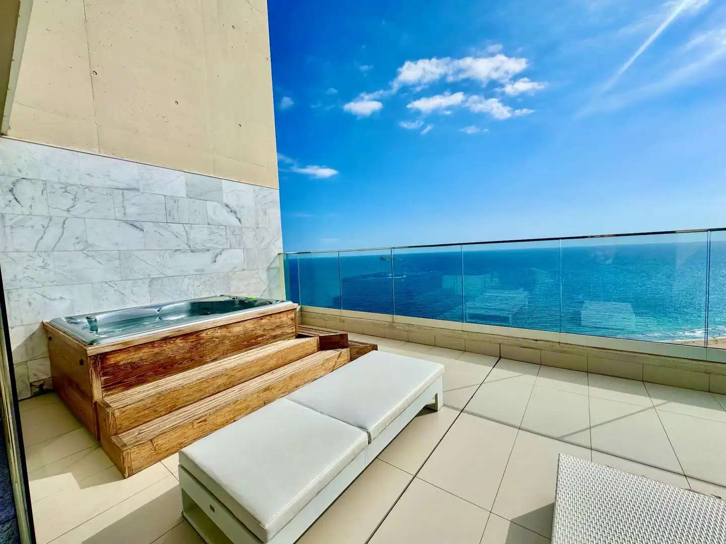 Ático con piscina en venta en Playa de Poniente, imagen 8