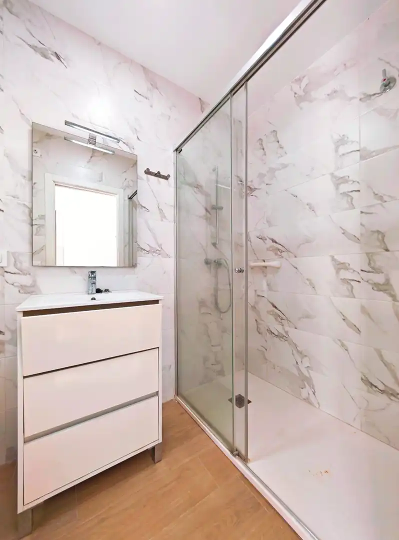 Baño de Piso en venta en Cádiz