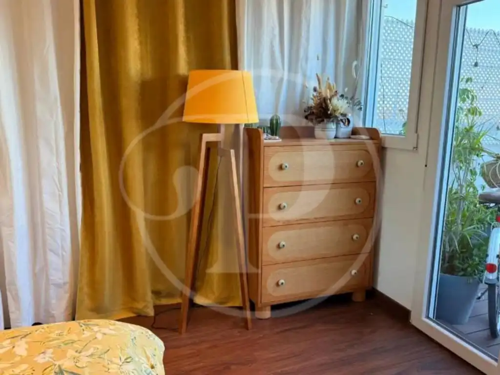 Habitación de Ático en venta en Xirivella con Aire acondicionado, Jardín privado y Terraza