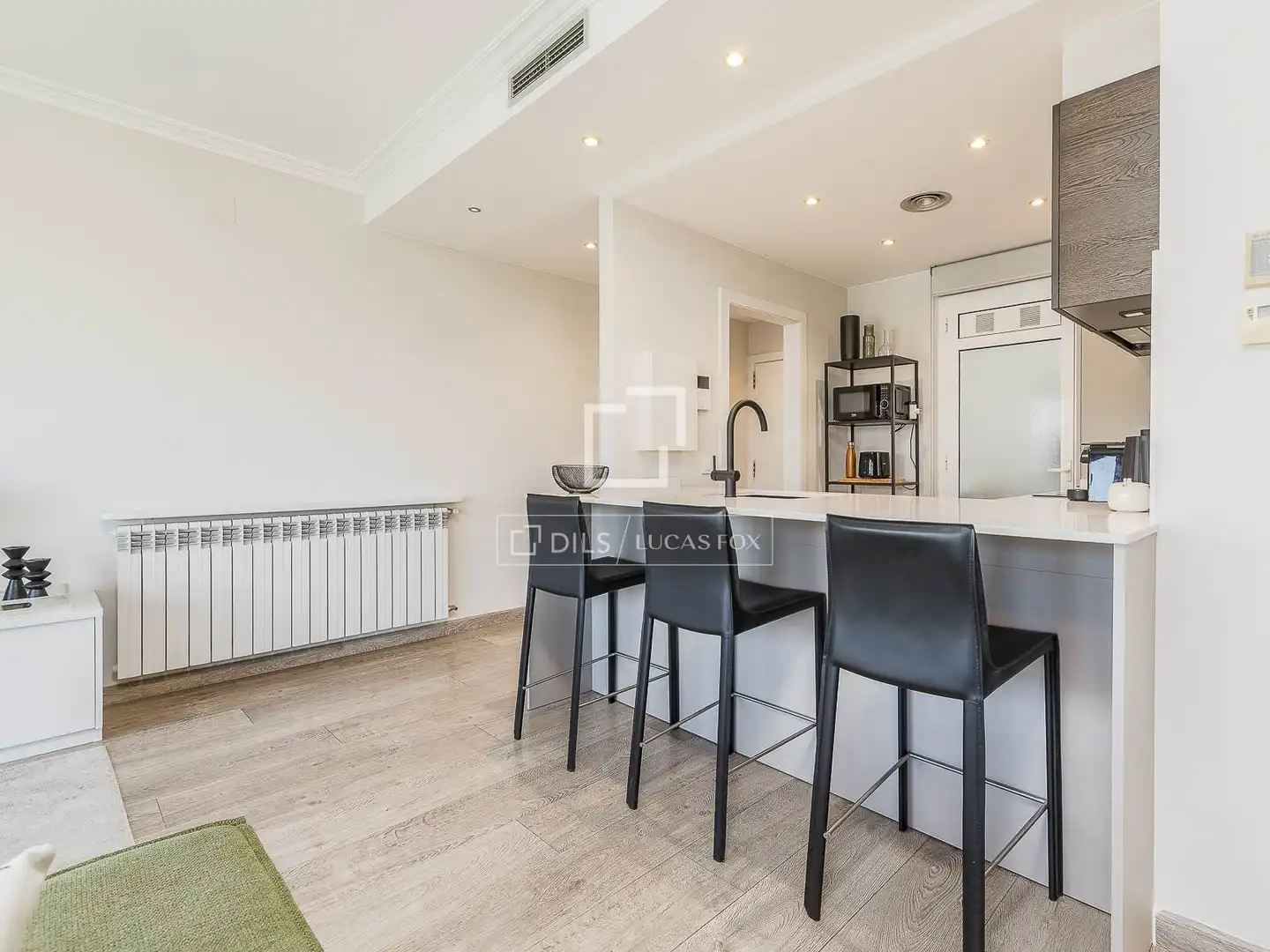 Vista exterior de Ático en venta en Barcelona con Aire acondicionado, Calefacción y Trastero