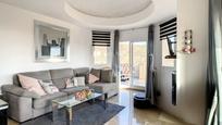 Sala d'estar de Àtic en venda en Mijas amb Aire condicionat, Terrassa i Piscina