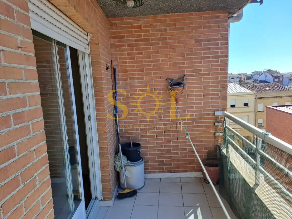 Terrasse von Wohnung zum Verkauf in La Bañeza  mit Heizung, Parkett und Abstellraum