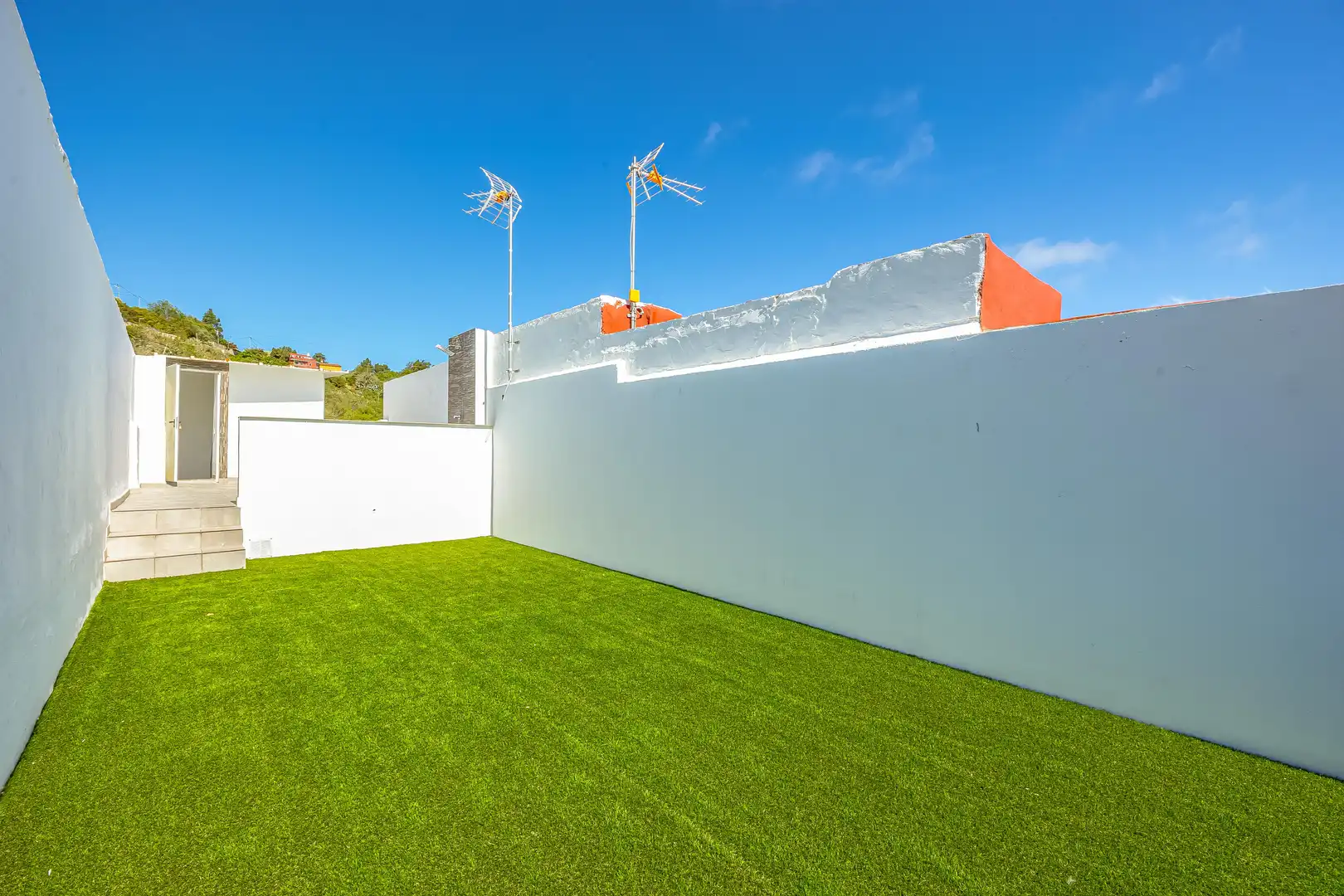 Terrace of Houses for sale in Vega de San Mateo  with Private garden, Terrace and Furnished