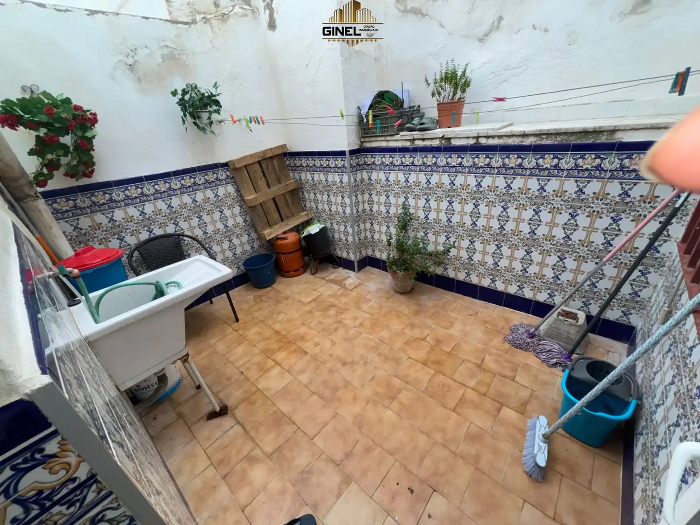 Jardí de Casa adosada en venda en Jaén amb Terrassa i Traster