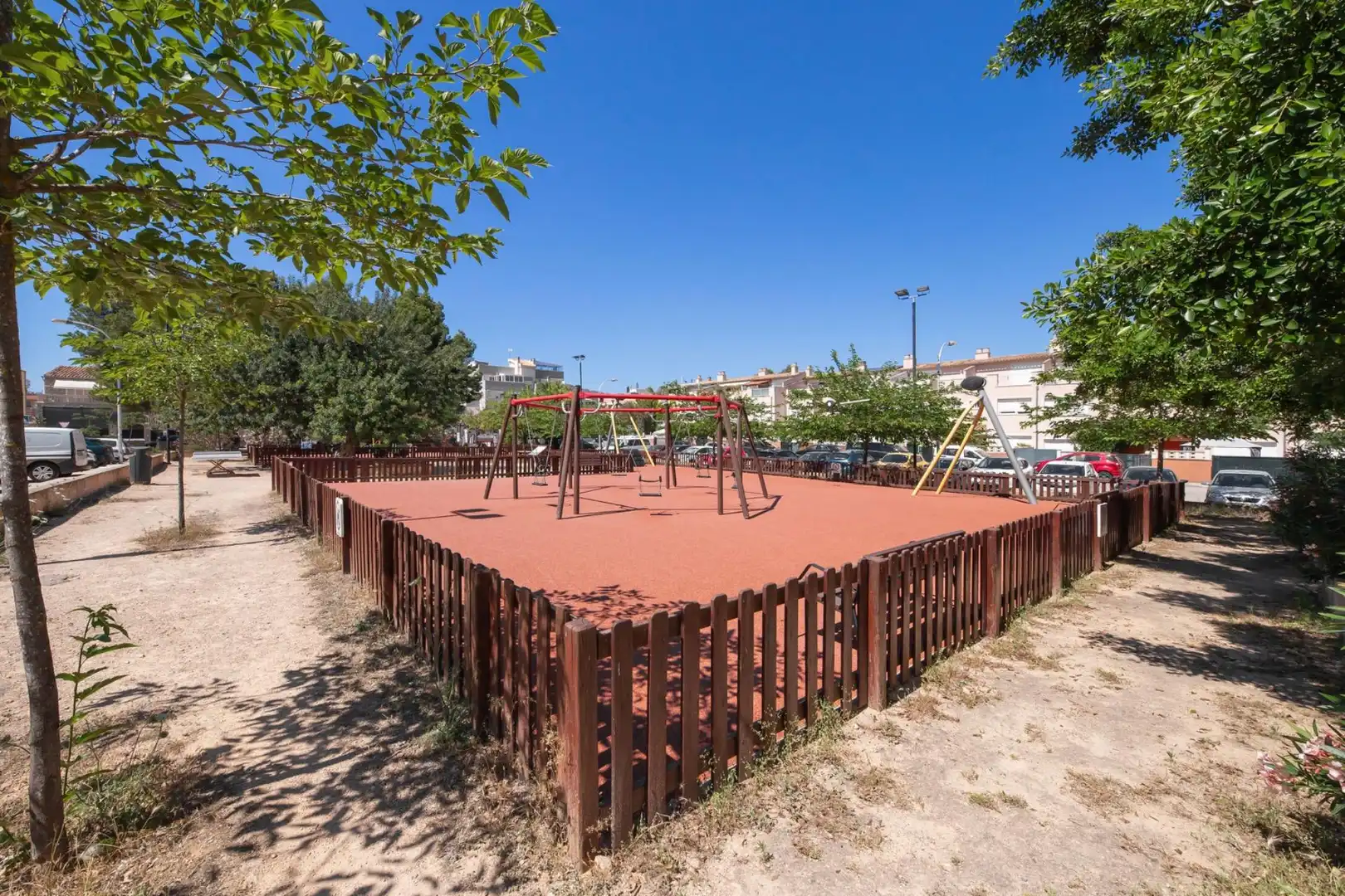 Parkplatz von Erdgeschoss zum Verkauf in Calvià mit Klimaanlage, Heizung und Privatgarten