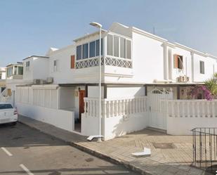 Vista exterior de Casa o xalet en venda en San Bartolomé amb Terrassa