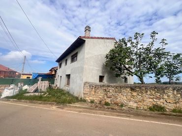 Casa en venta en Verdicio - Bañugues - Cabo Peña