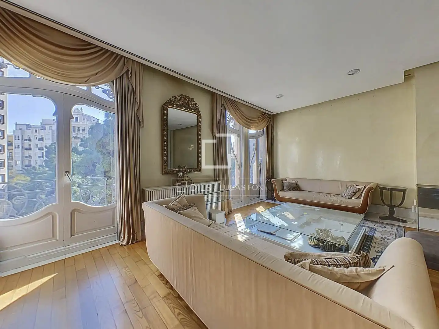 Appartamento con terrazza in vendita a L'Eixample, imagen 5