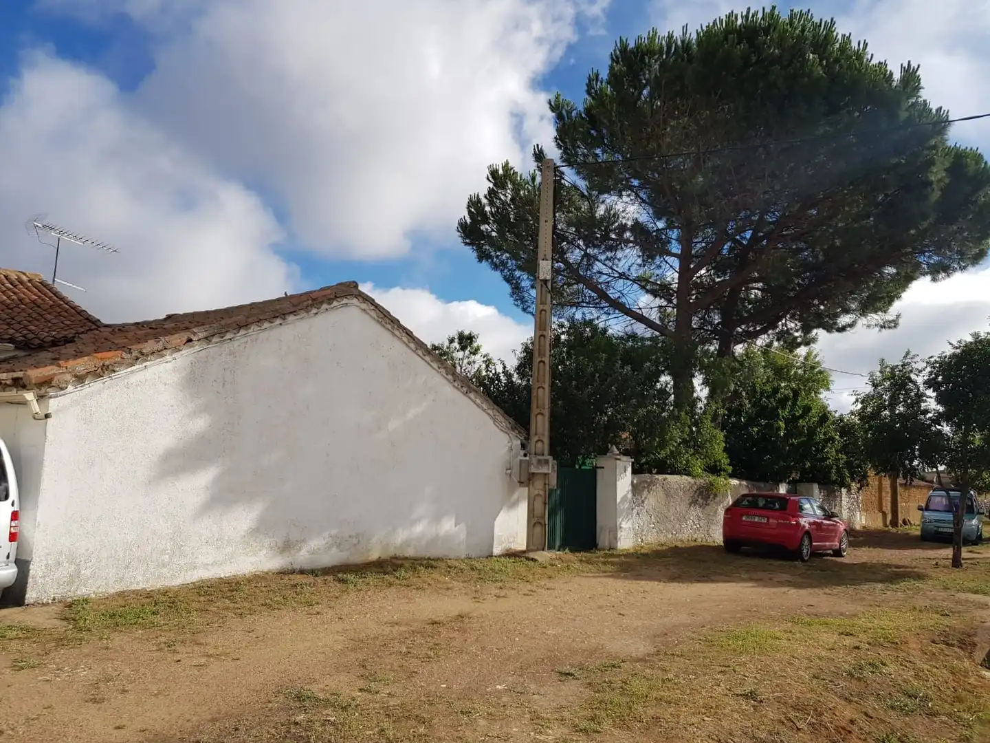 Vista exterior de Casa o xalet en venda en Aldehuela de Yeltes amb Calefacció, Moblat i Forn
