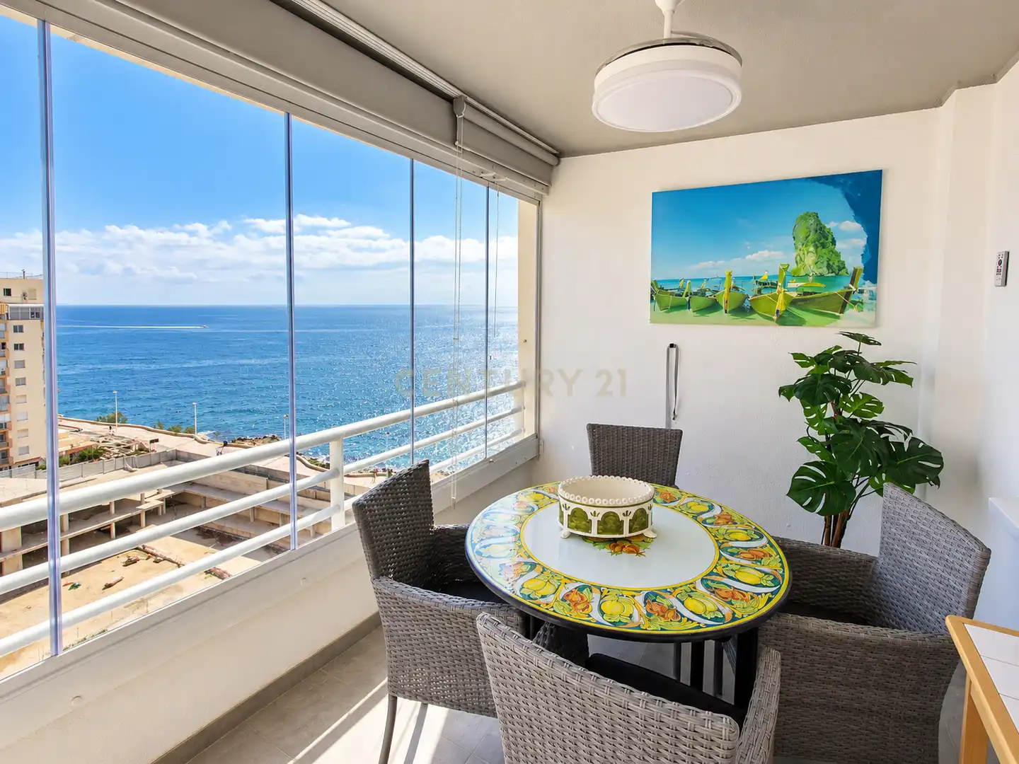 Terrasse von Wohnungen zur Miete in Calpe / Calp mit Klimaanlage, Abstellraum und Ofen