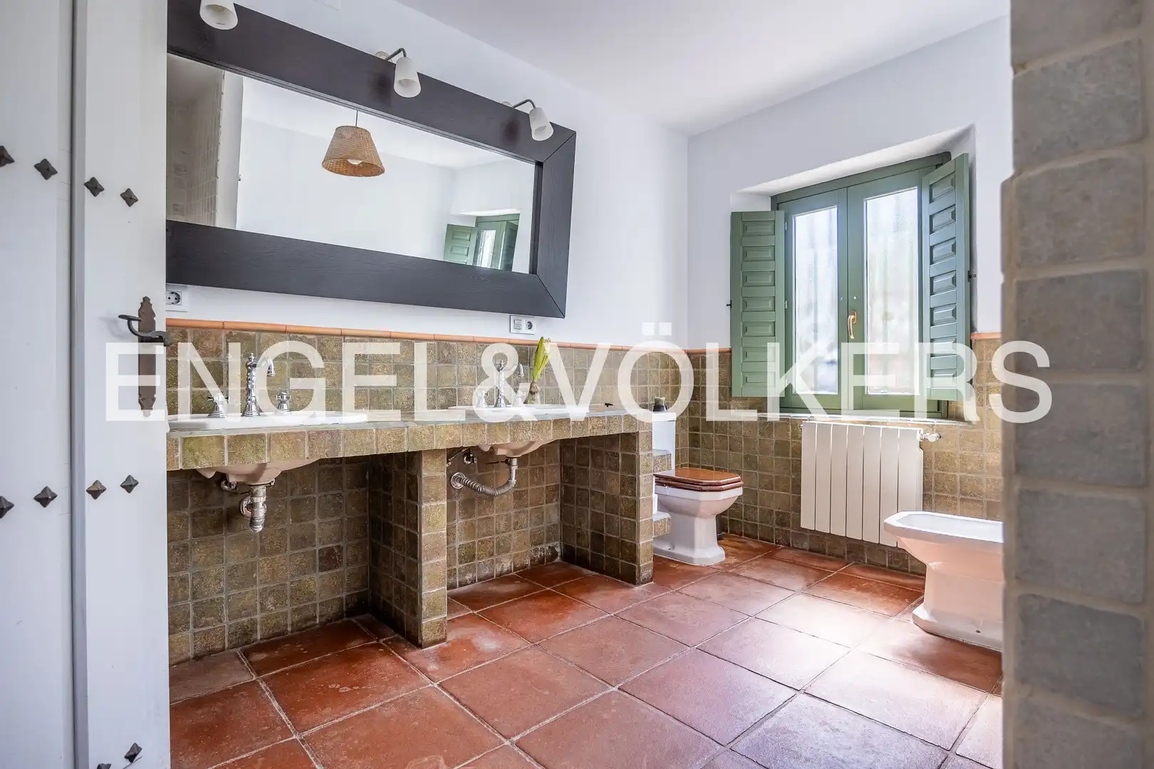 Baño de Finca rústica en venta en Aljaraque con Aire acondicionado, Calefacción y Jardín privado