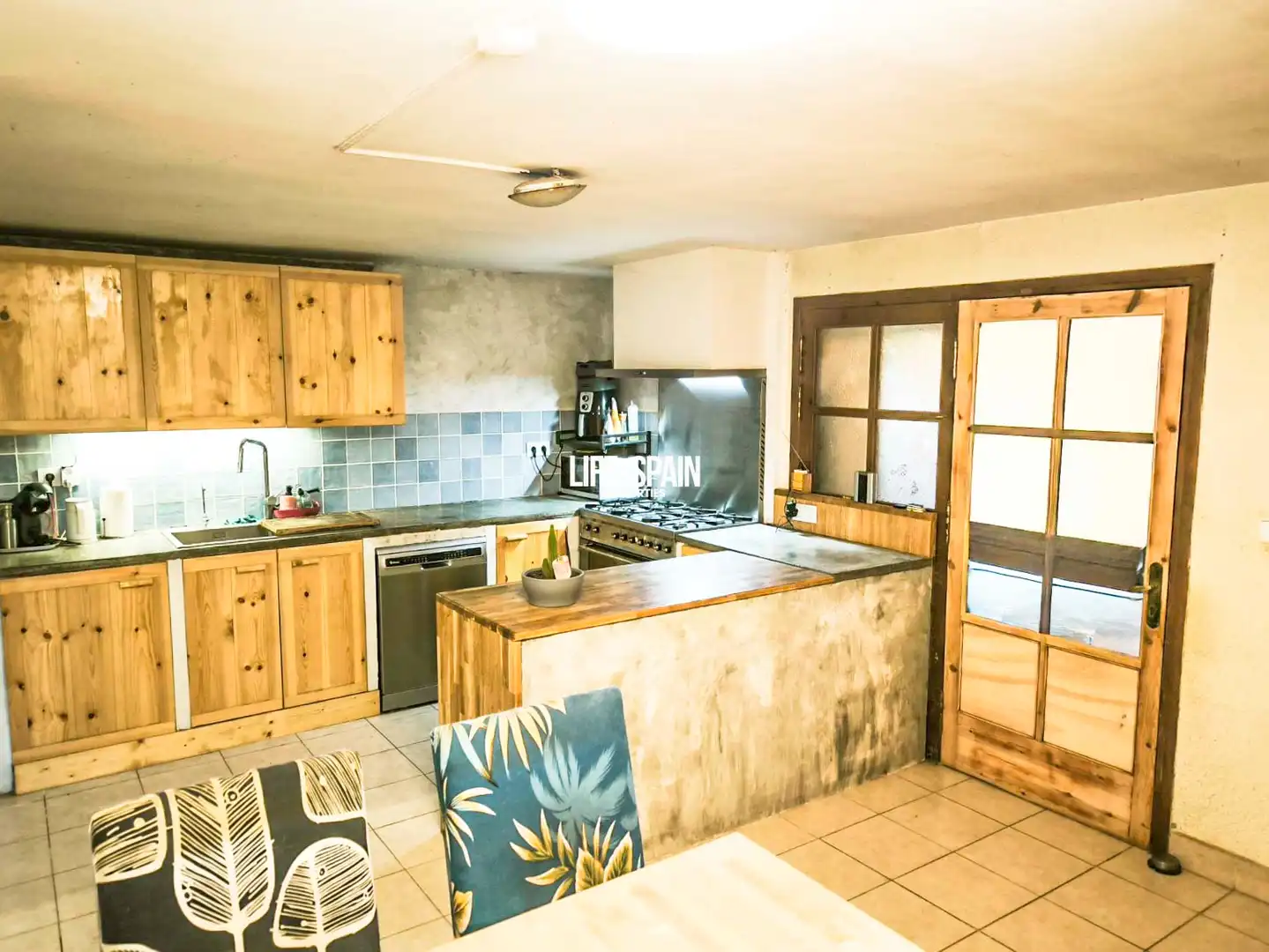Küche von Country house zum Verkauf in Rasquera mit Klimaanlage, Privatgarten und Terrasse