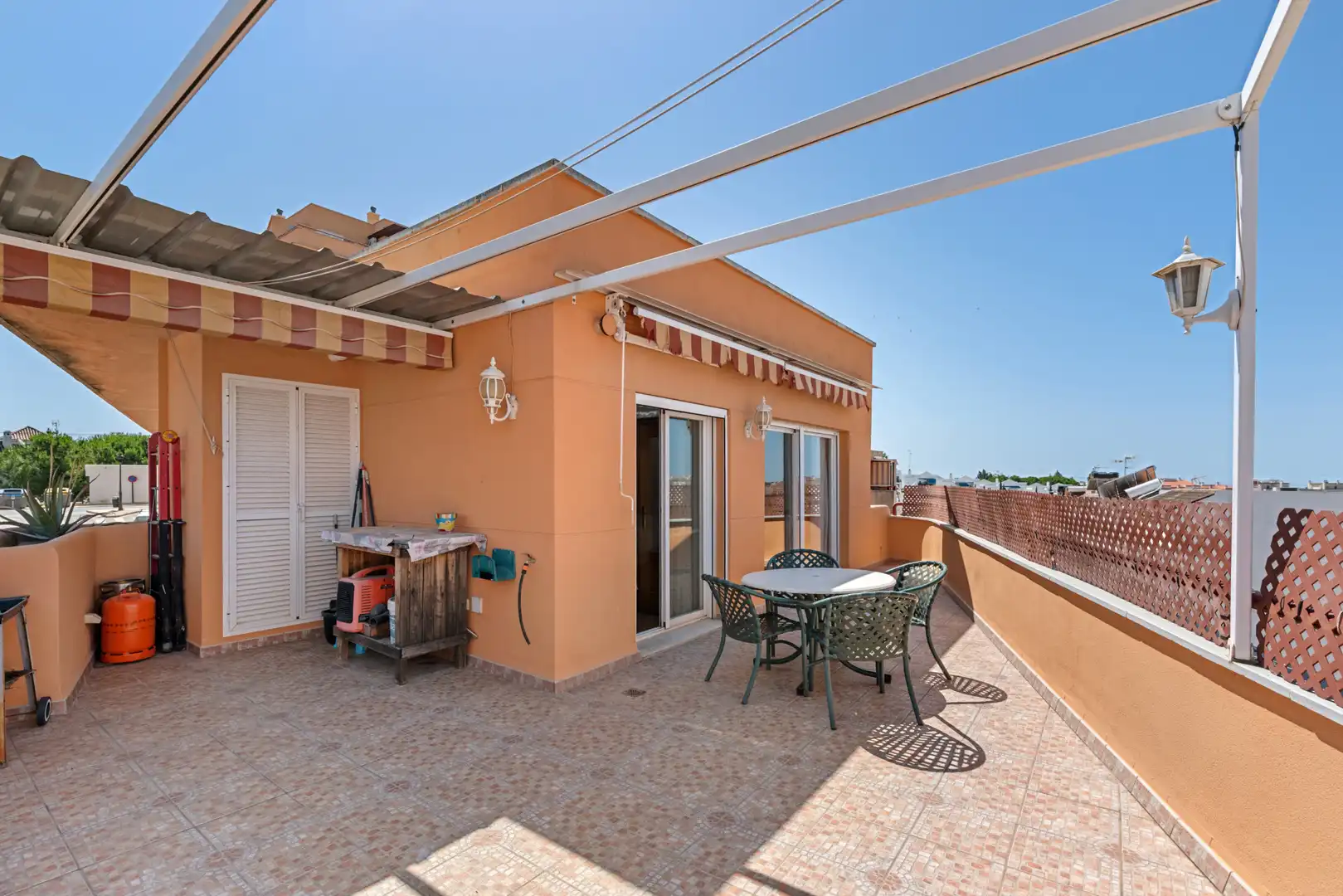 Terraza de Ático en venta en Estepona con Aire acondicionado, Terraza y Trastero