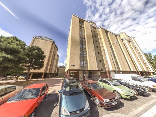 Piso en Venta en Calle Joaquin Velasco Martin 54 en Huerta del Rey