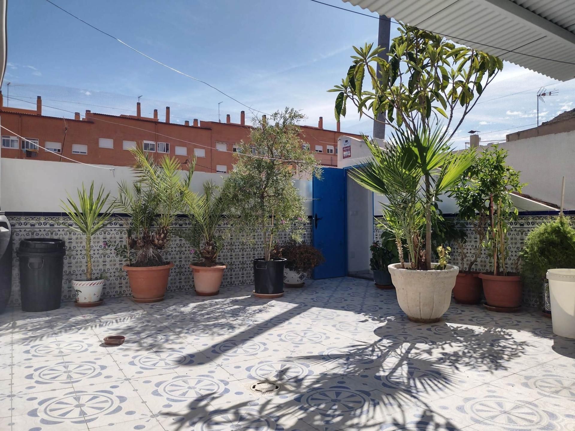 Exterior view of House or chalet for sale in  Murcia Capital  with Air Conditioner, Terrace and Balcony