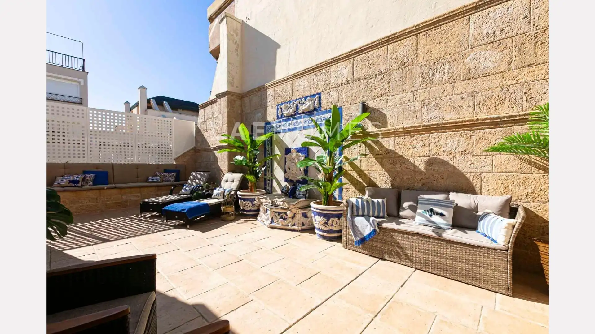 Terrasse von Dachboden zum Verkauf in Marbella mit Klimaanlage, Heizung und Terrasse