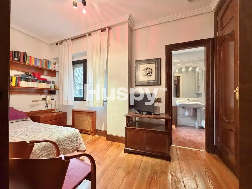 Piso con ascensor en venta en Calle del Aviador Zorita, imagen 29