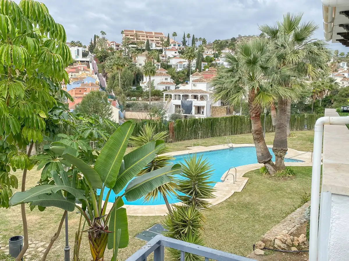 Apartment with pool for sale in Nueva Andalucía, imagen 2