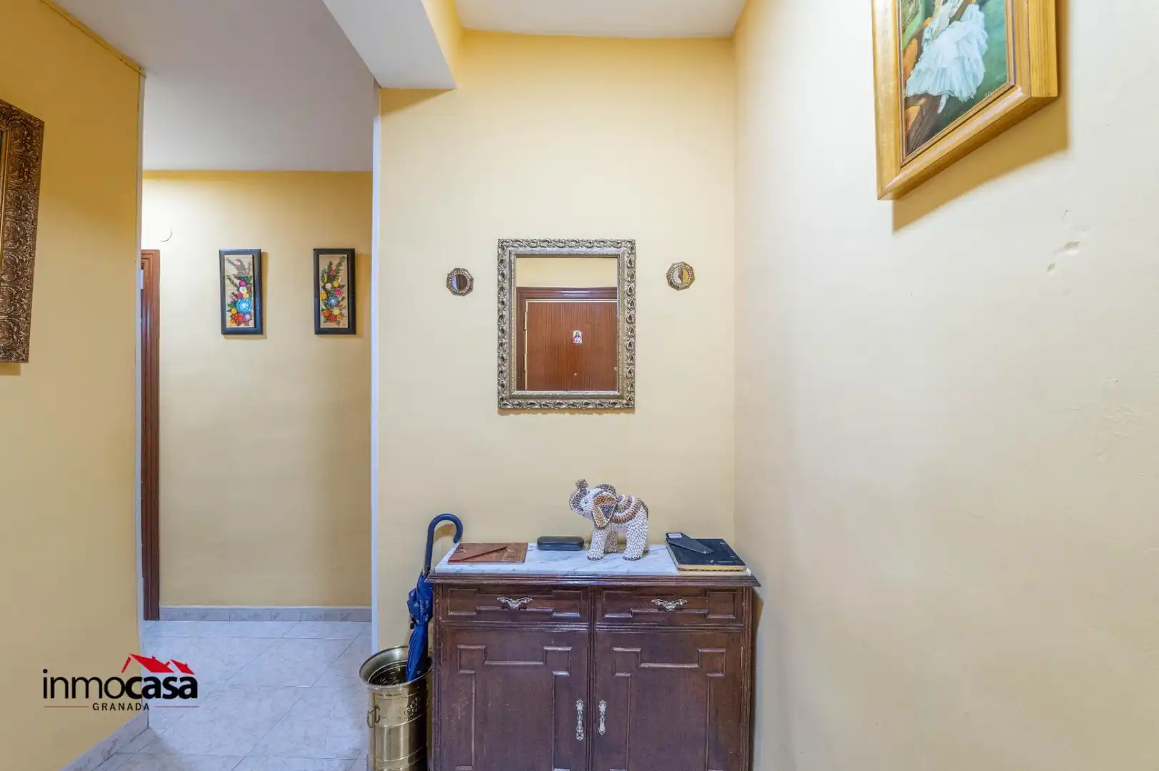 Wohnung zum Verkauf in Granada mit Klimaanlage und Möbliert