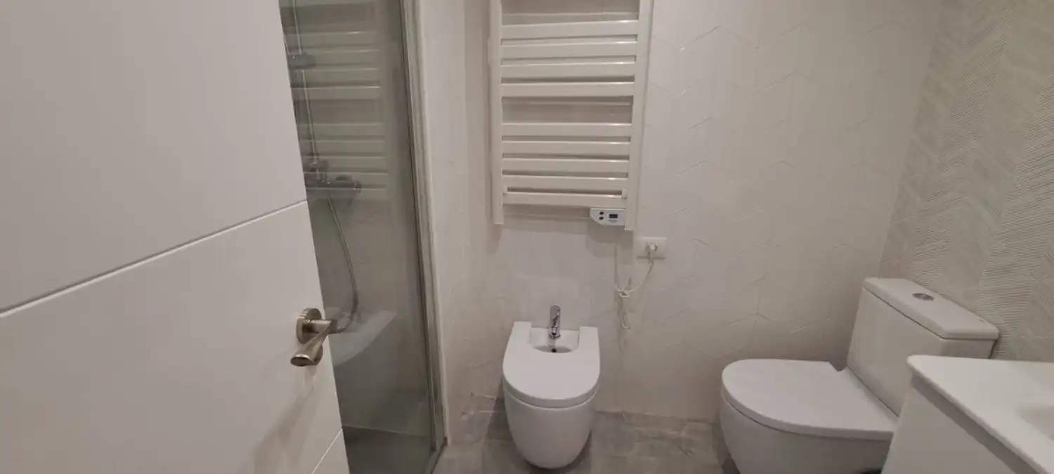 Badezimmer von Wohnung zum Verkauf in Sant Joan de Moró mit Klimaanlage, Heizung und Abstellraum