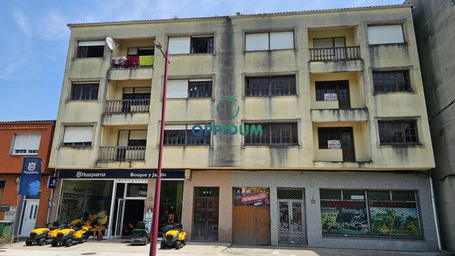 Piso en Venta en Carretera FISTERRA en Vimianzo