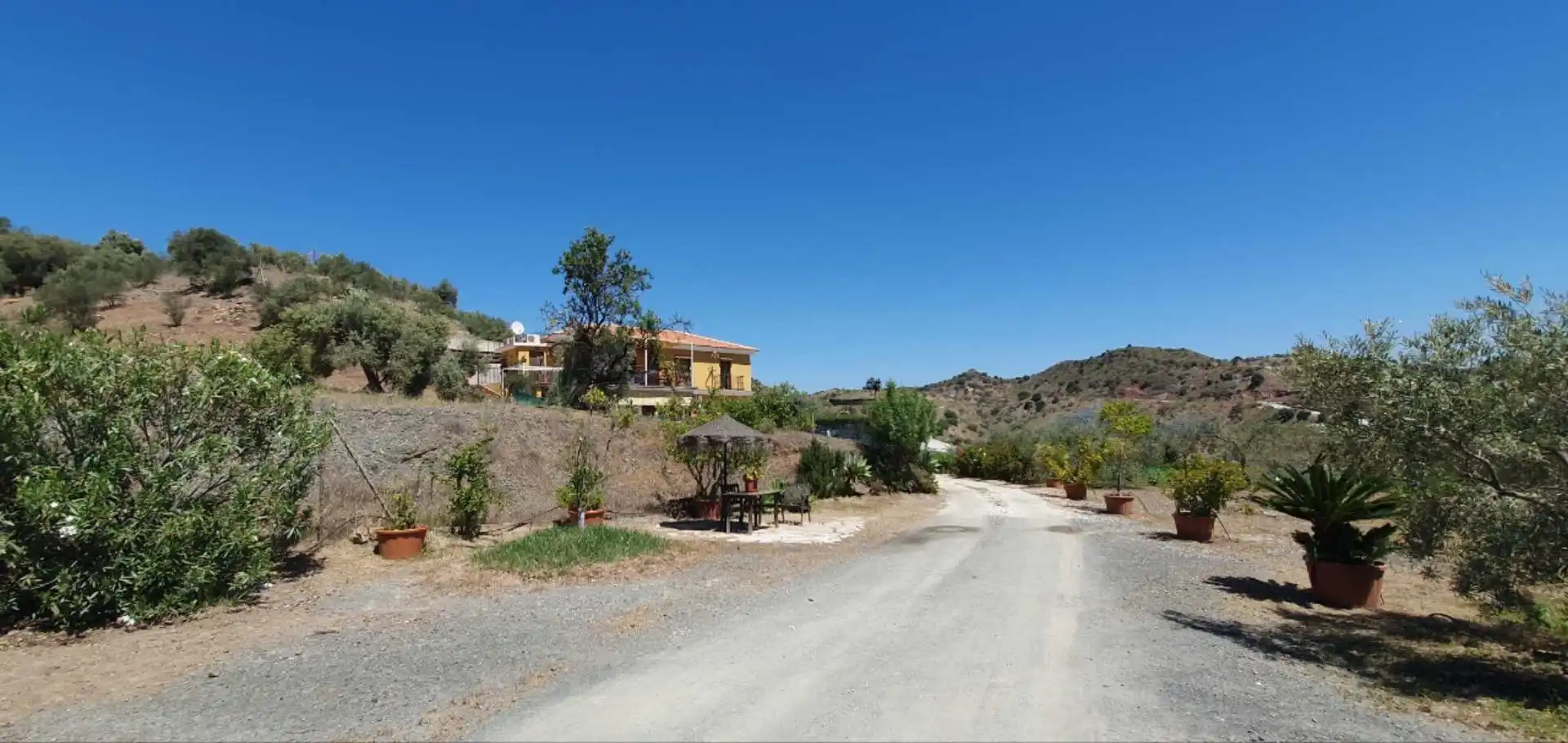 Vista exterior de Finca rústica en venda en Málaga amb Aire condicionat, Calefacció i Jardí privat