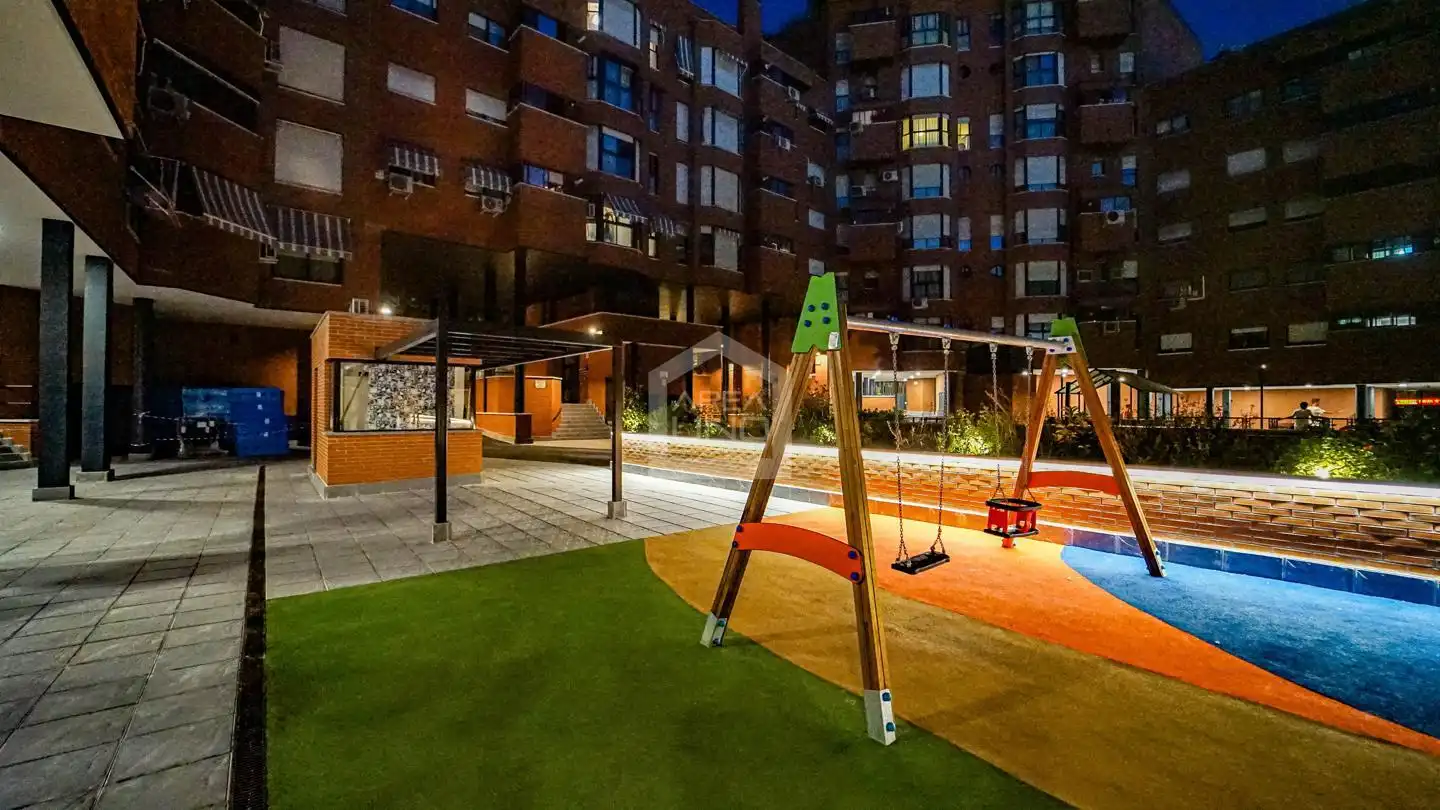 Terrassa de Pis en venda en Alcorcón amb Aire condicionat, Calefacció i Parquet