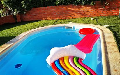 Swimming pool of House or chalet for sale in Aranjuez  with Air Conditioner and Terrace