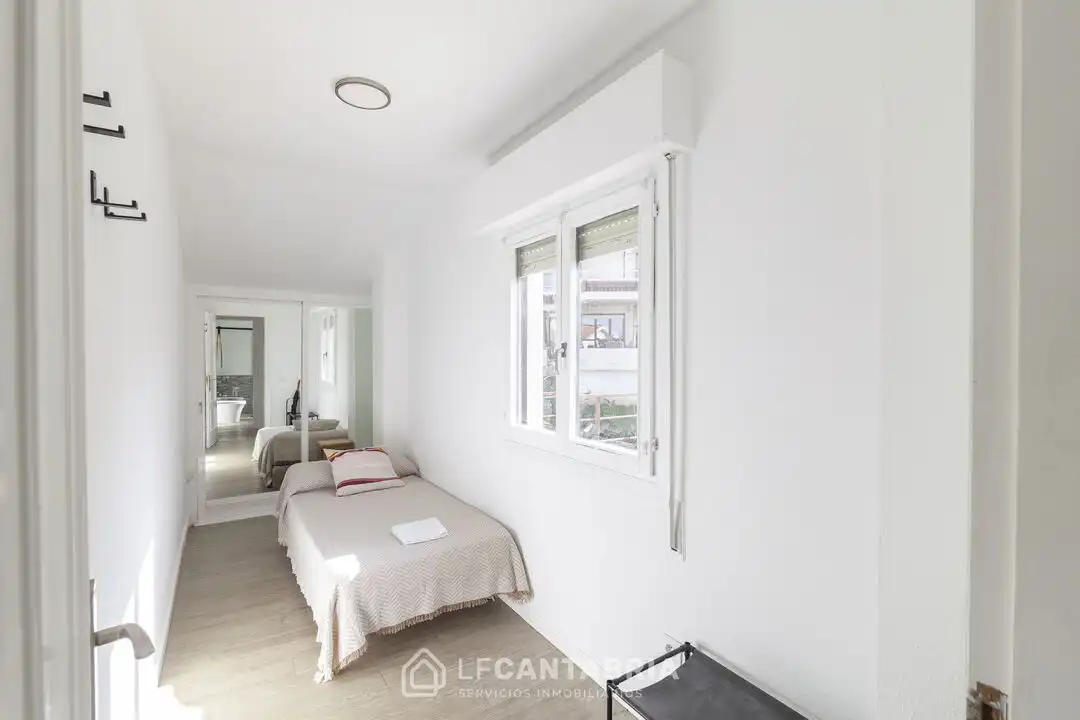 Bedroom of Flat for sale in Mogro