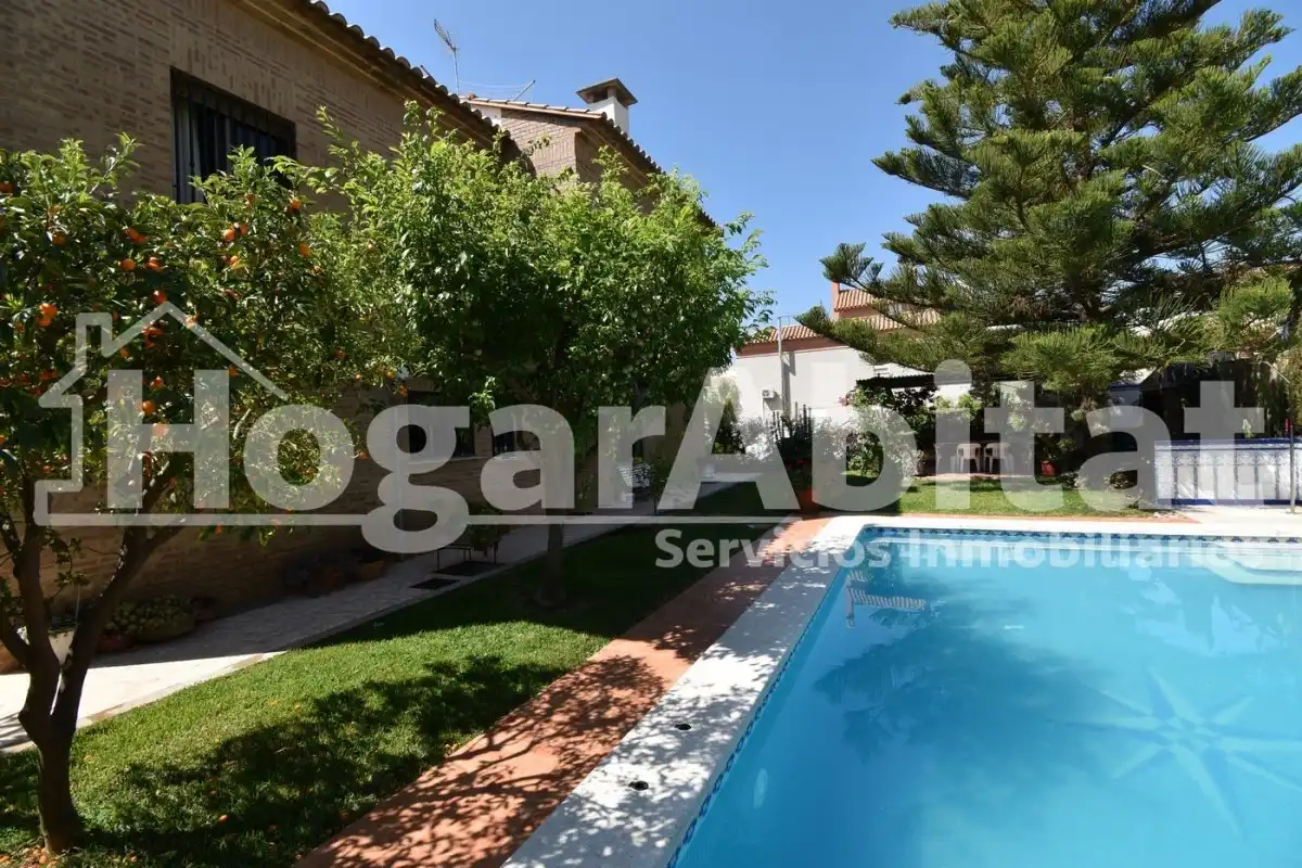 Jardí de Casa o xalet en venda en Burriana / Borriana amb Calefacció, Jardí privat i Terrassa