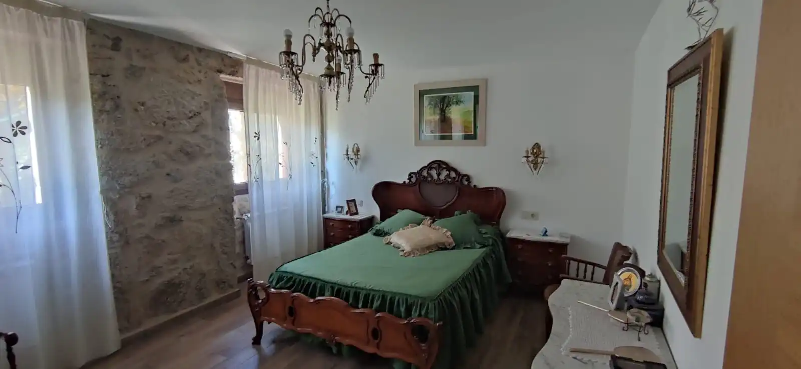 Dormitori de Casa o xalet en venda en Crecente amb Jardí privat i Moblat