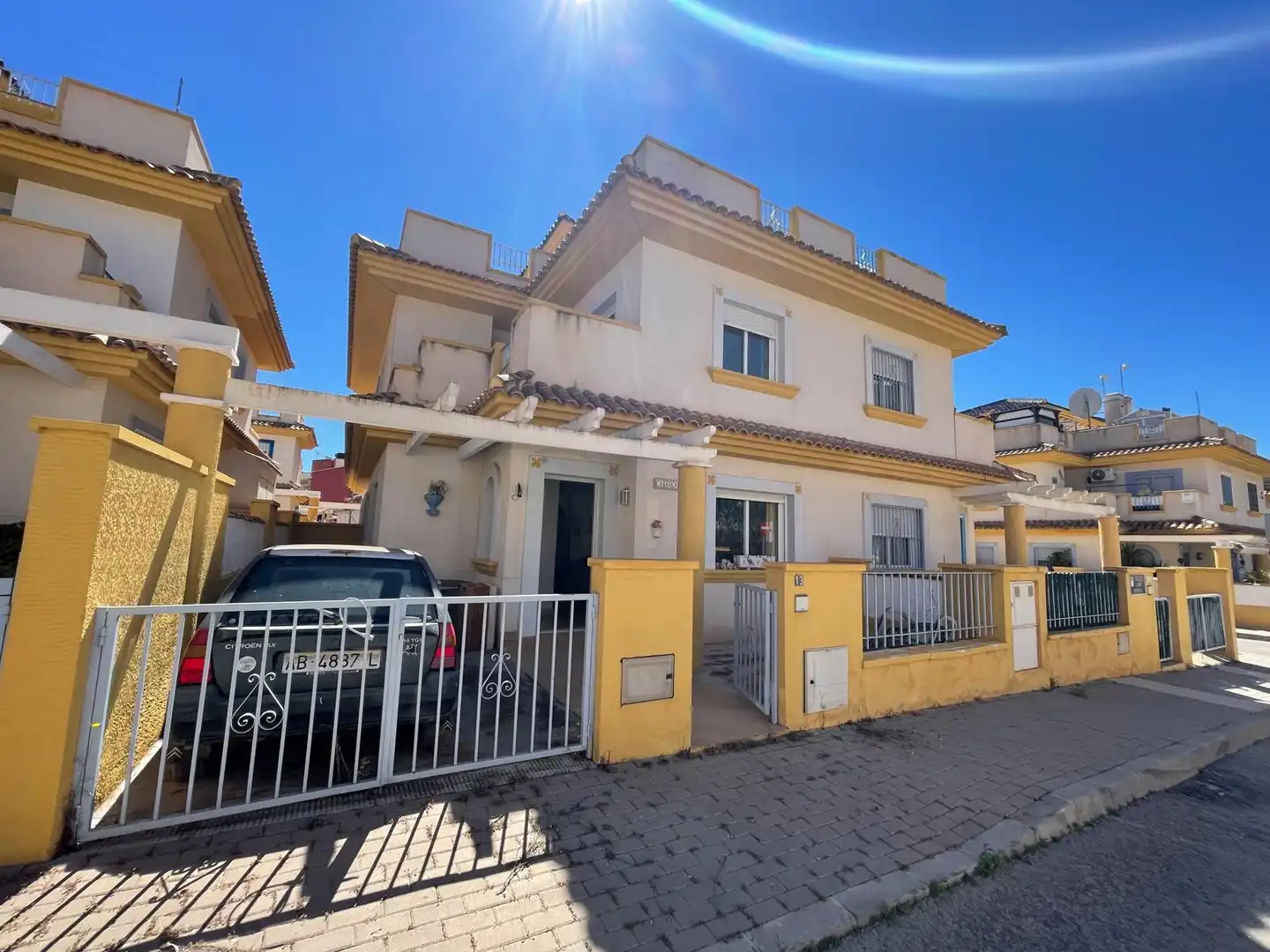 Vista exterior de Casa adosada en venta en Murcia con Aire acondicionado, Jardín privado y Terraza