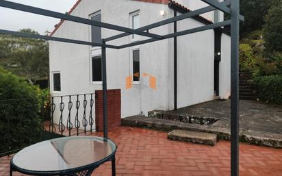 Terrassa de Casa o xalet en venda en Baiona amb Calefacció, Jardí privat i Parquet