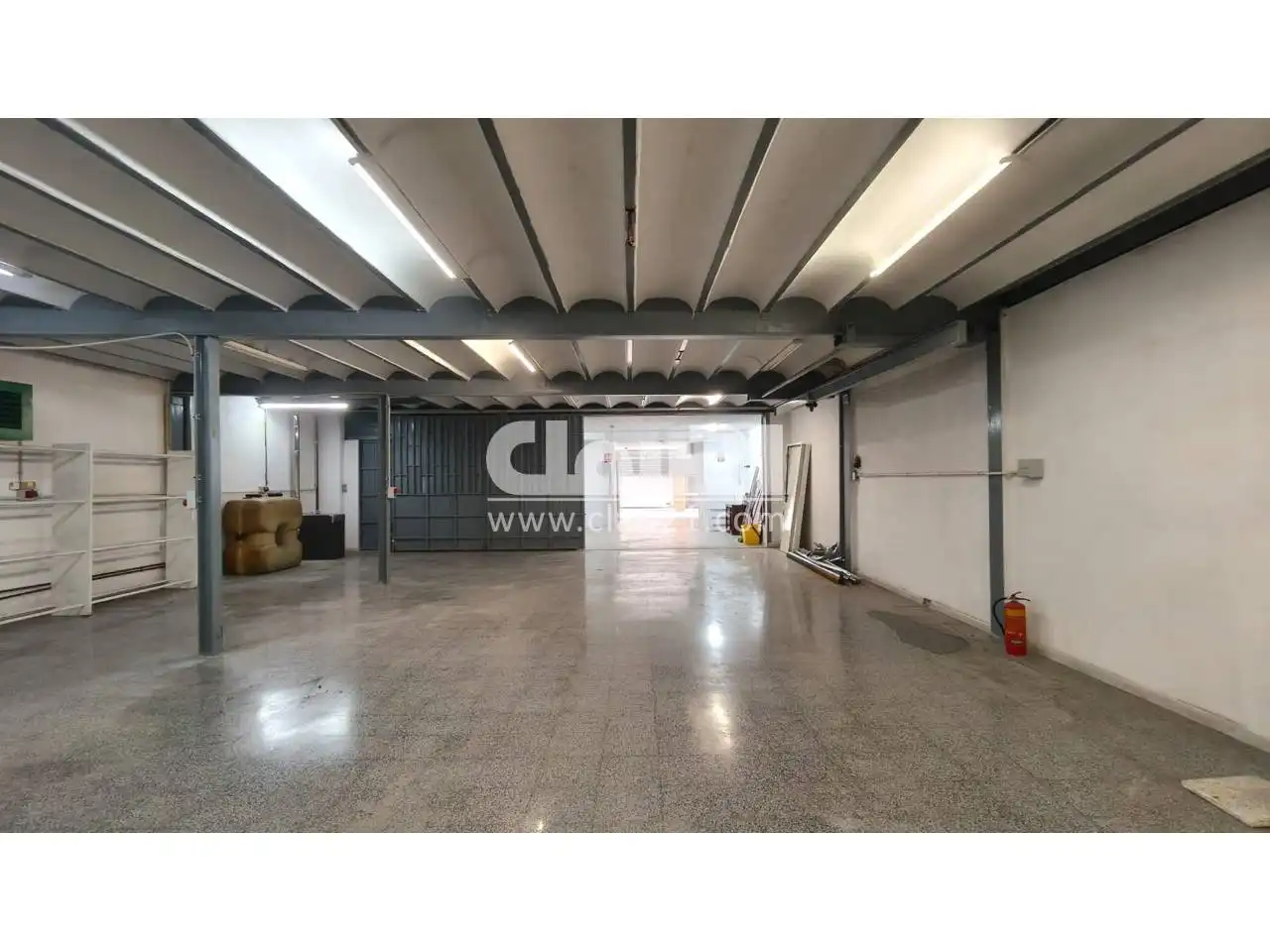 Gewerbefläche zum Verkauf in Calle Espunyola