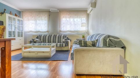 Foto 2 de Piso en venta en Canaletes - Turonet, Cerdanyola del Vallès