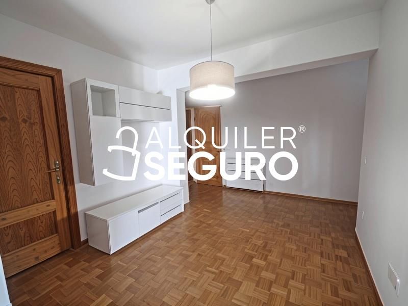 Pis de lloguer a Padre Piquer, Aluche