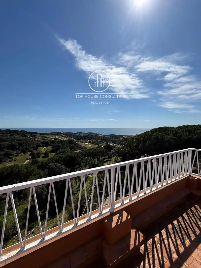 Exterior view of Houses for sale in Arenys de Munt  with Air Conditioner, Heating and Terrace