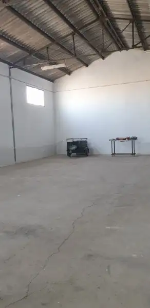 Nau industrial en venda a Camino de los Poleares