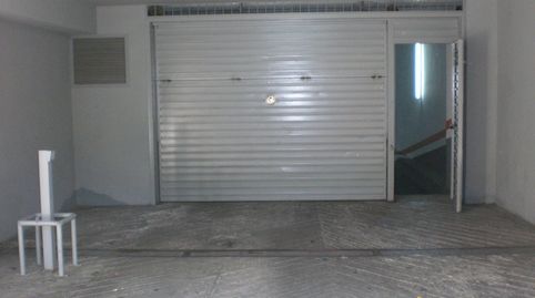 Foto 2 de Garaje de alquiler en Calle Narcis Monturiol, 37, Castell - Poble Vell, Castelldefels