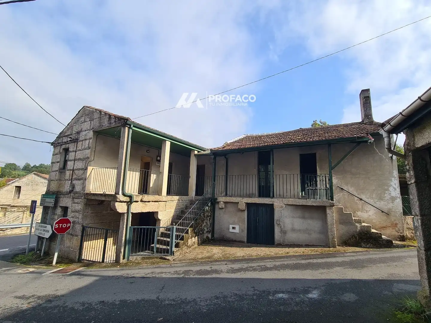 Casa amb jardí en venda a Porto de Eguas
