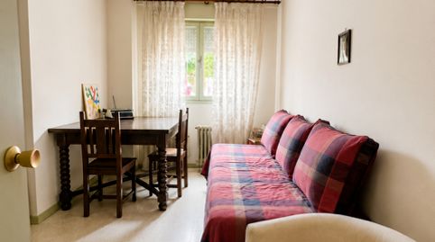 Foto 3 de Piso en venta en Calle la Fontana, 13, Pravia, Asturias
