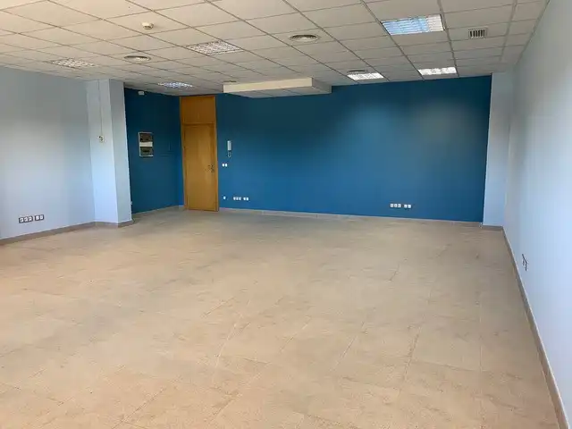Büro mit Aufzug zur Miete in Avenida República Argentina, imagen 3