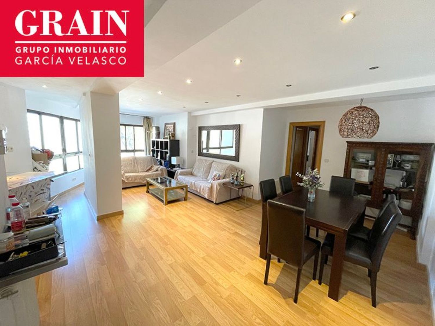 Exterior view of Flat for sale in  Albacete Capital  with Air Conditioner, Heating and Parquet flooring