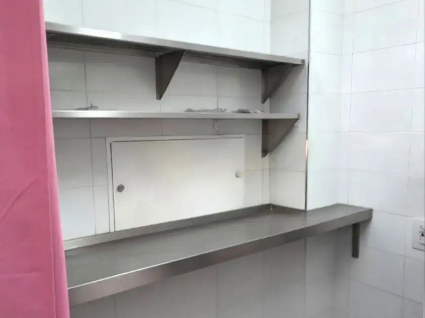 Cocina de Local de alquiler en Ciudad Real con Aire acondicionado y Parquet