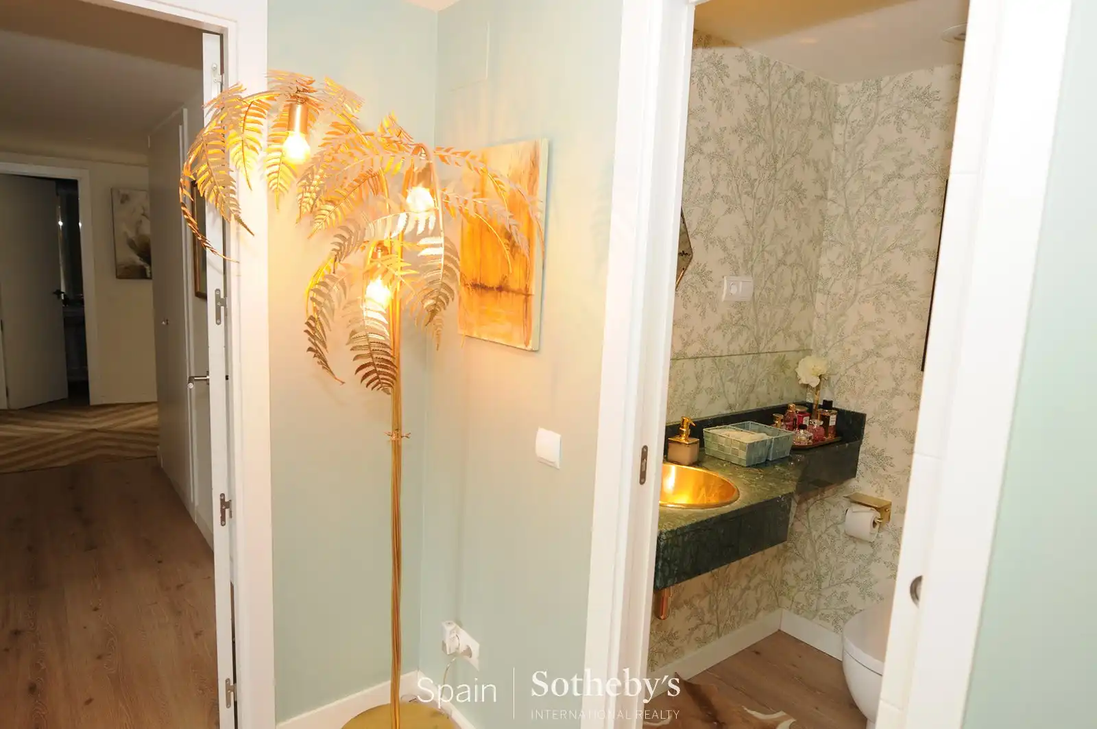 Baño de Apartamento en venta en La Moraleja con Aire acondicionado, Terraza y Trastero