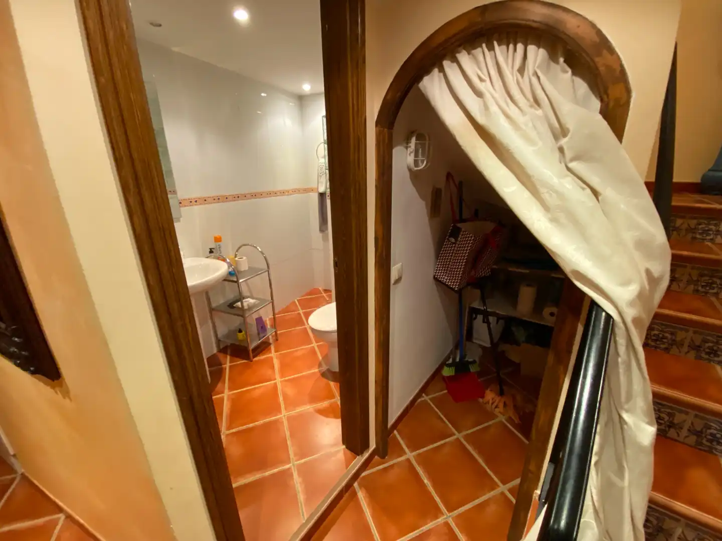 Bany de Dúplex en venda en Uncastillo amb Calefacció, Moblat i Microones