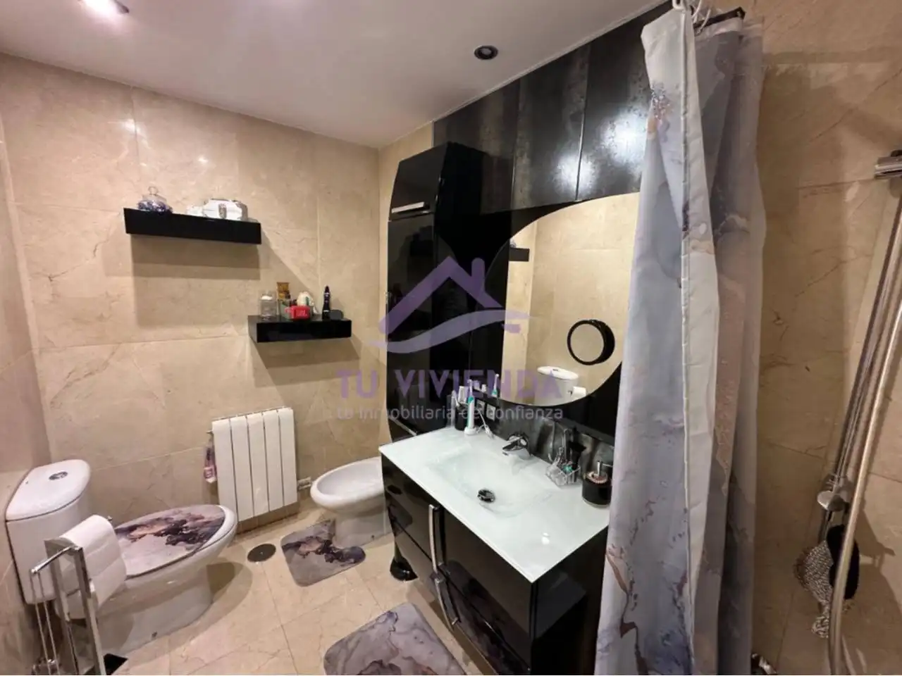 Bathroom of Attic for sale in Valladolid  with Heating, Parquet flooring and Terrace