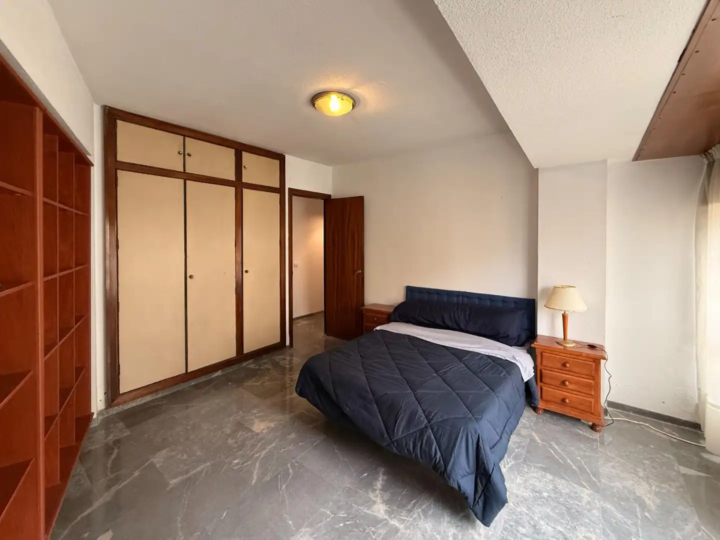 Habitación de Piso en venta en Córdoba con Alarma