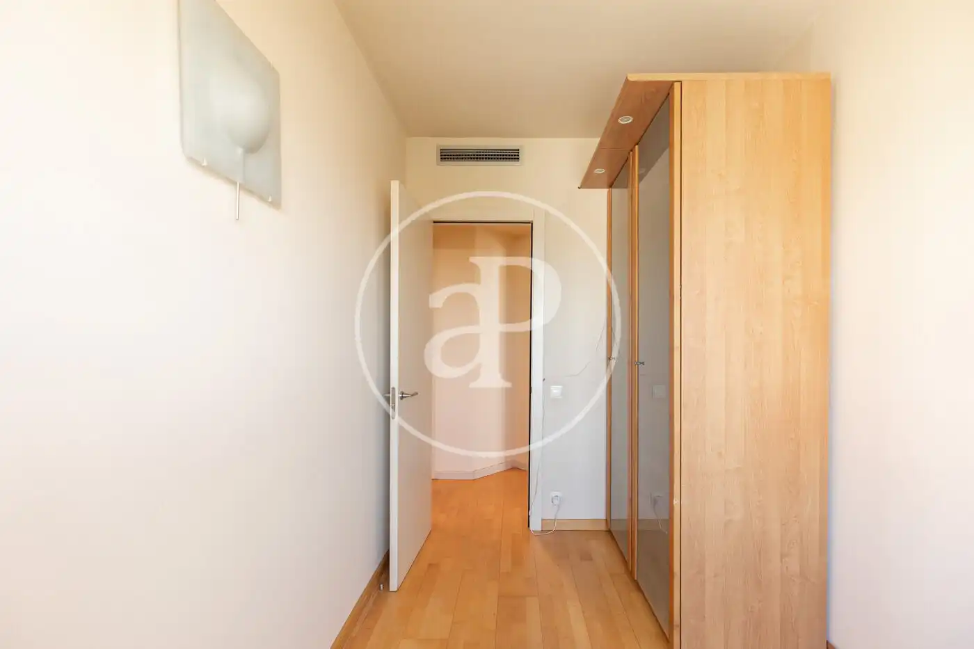 Piso en venta en Barcelona con Aire acondicionado, Calefacción y Jardín privado